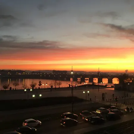Apartment 60m² - Plein Centre - Vue Quais & Miroir D'eau Bordeaux